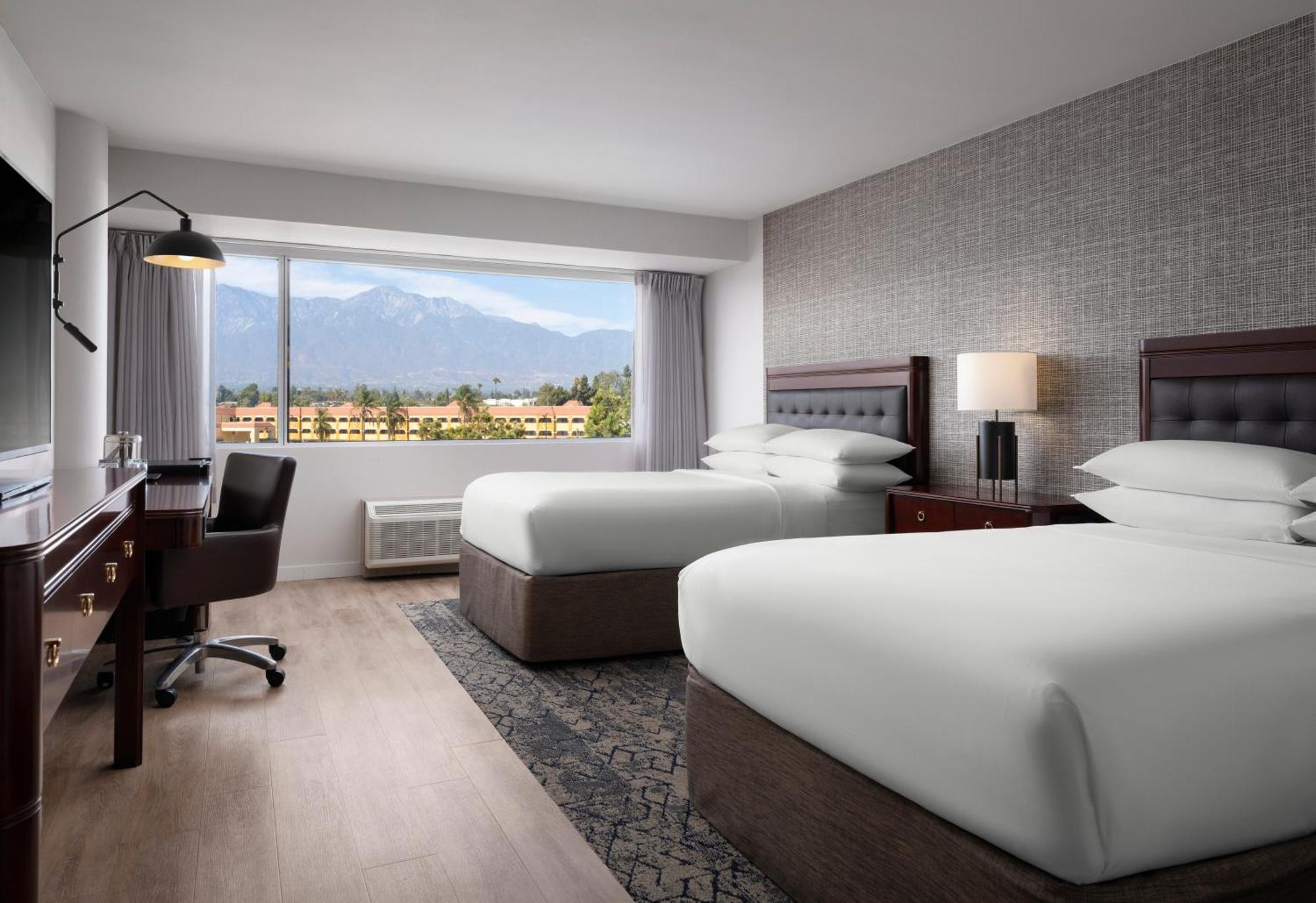 Sheraton Ontario Airport Hotel Esterno foto